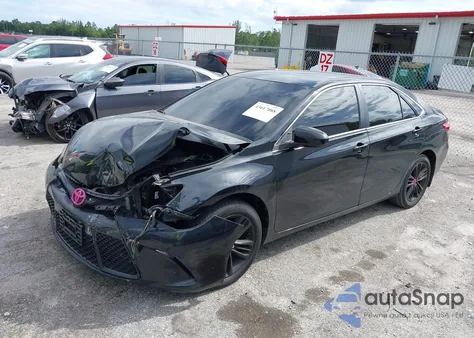 2017 Toyota Camry Se z USA, uszkodzony, nr VIN 4T1BF1FK2HU315744